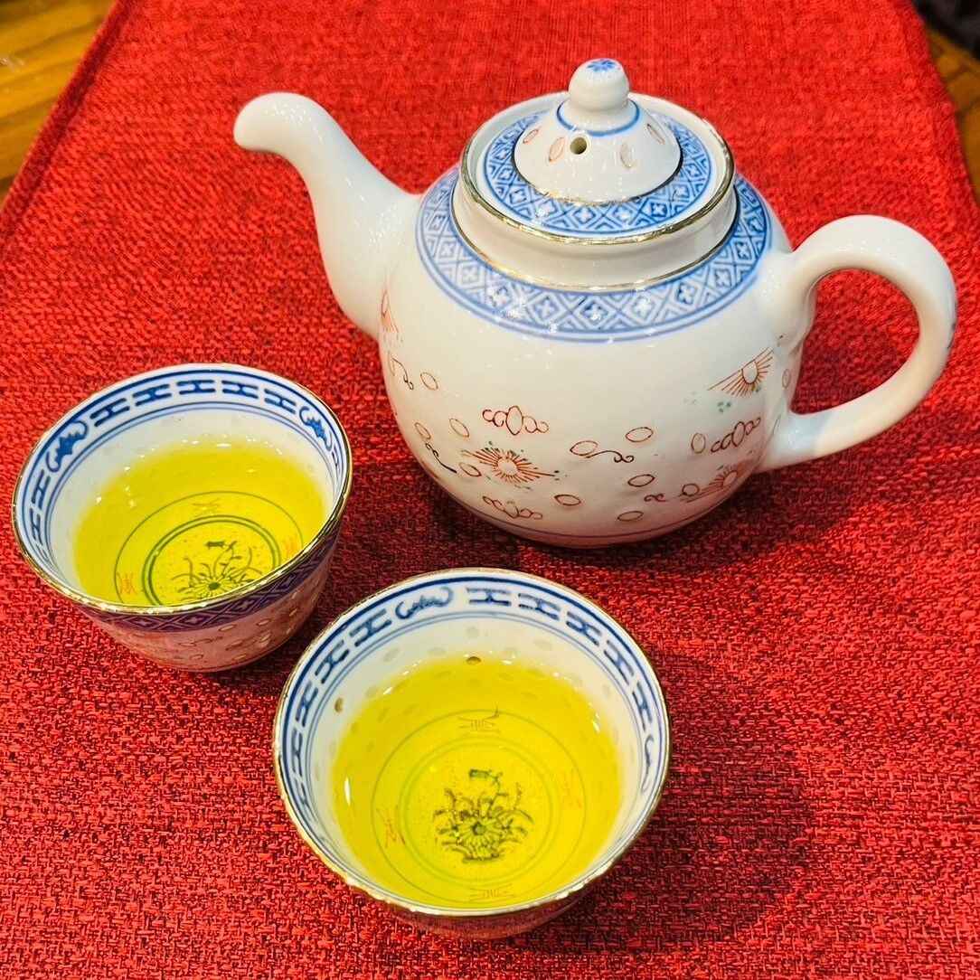 LINE_ALBUM_茶器_240306_1Csq.jp